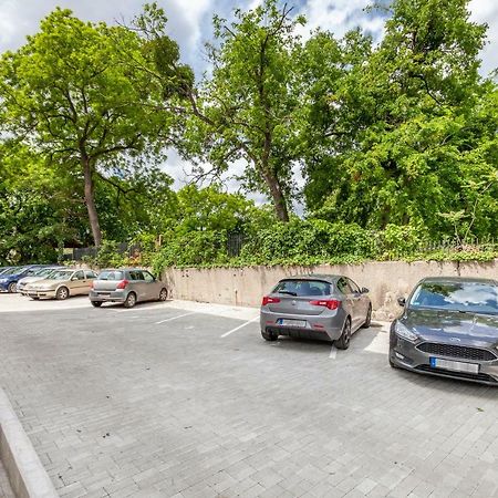 Terrace Apartments At City Park Budapest Exterior foto